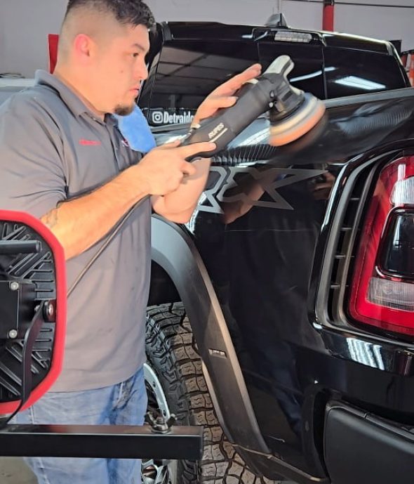 3e8c42e0 bc0c 4f70 94bc a2bab17121e4 AAD Detailing